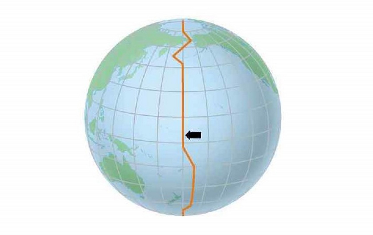 Меридиан 180 материки и океаны. 180 Меридиан линия перемены дат. Линия перемены дат на карте. Линия перемены дат на глобусе.